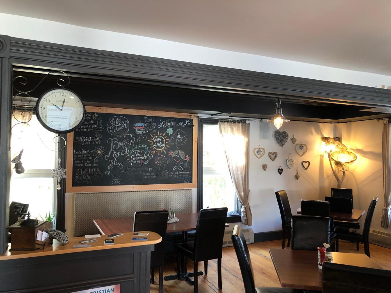 Auberge D'Anjou-Cocooning Cafe Petit Rocher Eksteriør bilde